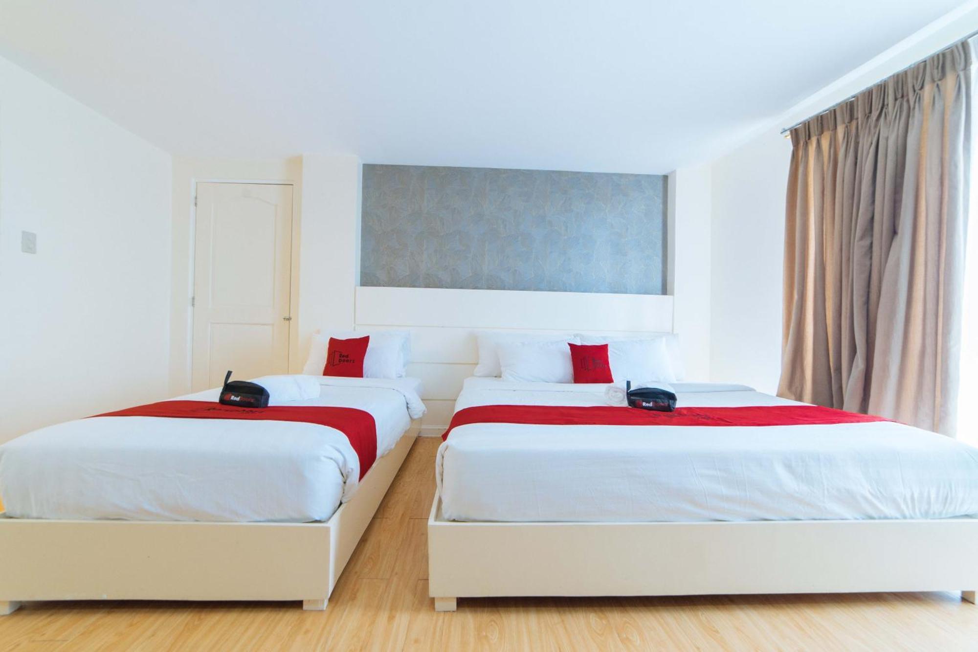Reddoorz Plus At Hotel Metro Kalibo Buitenkant foto