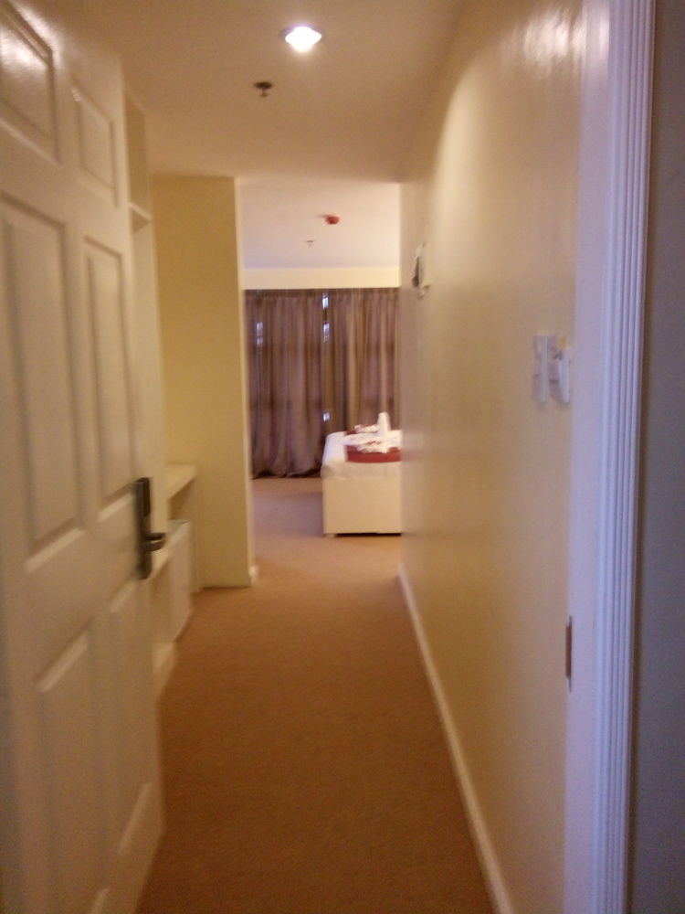 Reddoorz Plus At Hotel Metro Kalibo Buitenkant foto