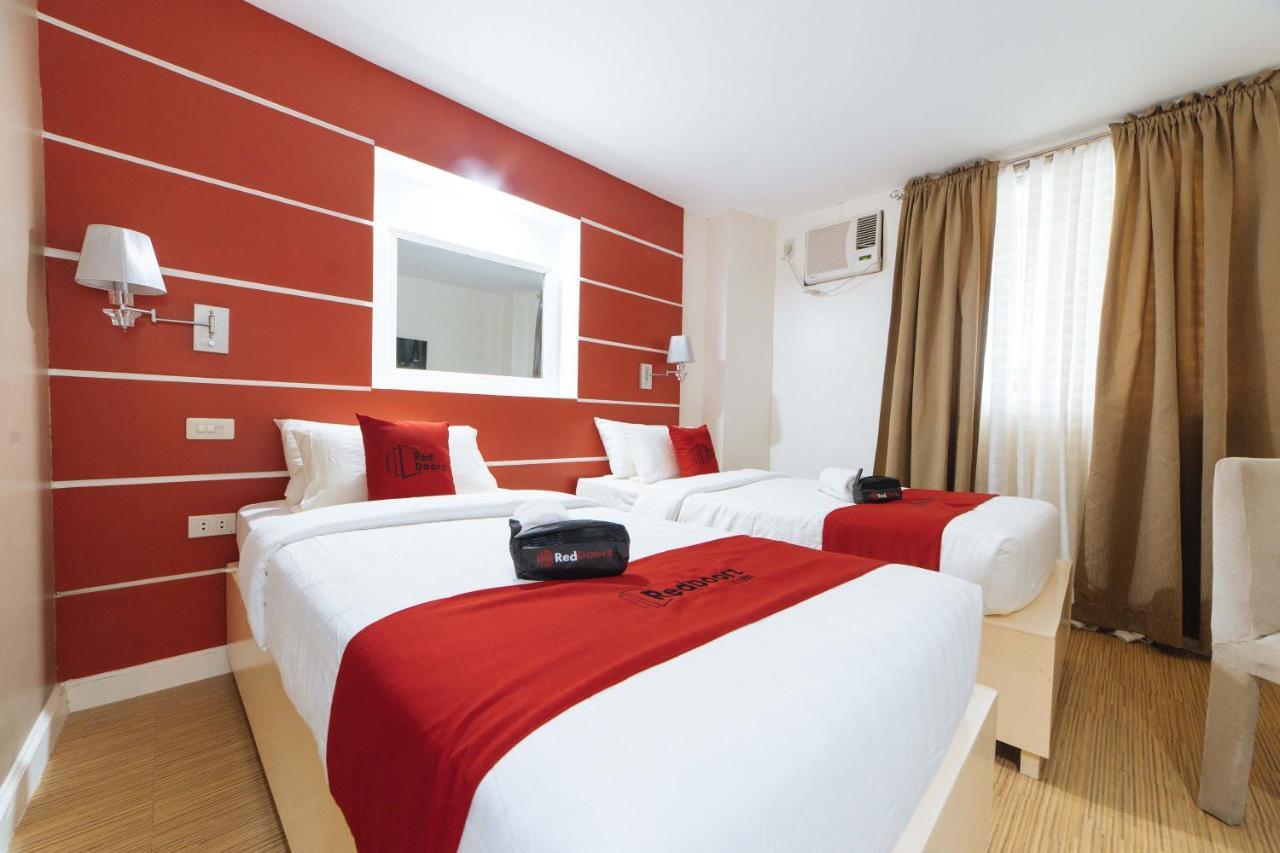 Reddoorz Plus At Hotel Metro Kalibo Buitenkant foto